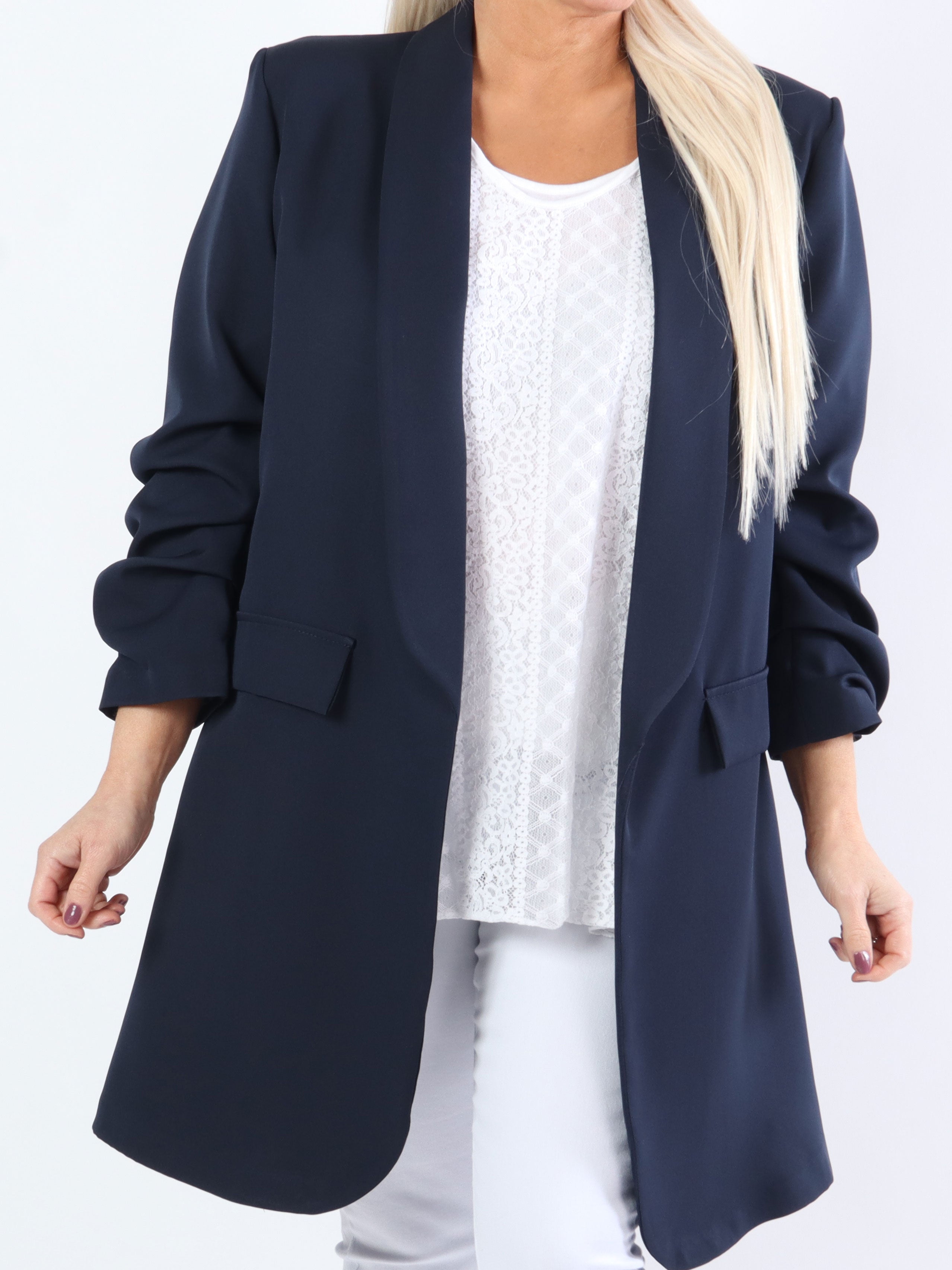 Mila Long - Snygg blazer med veck på ärmen